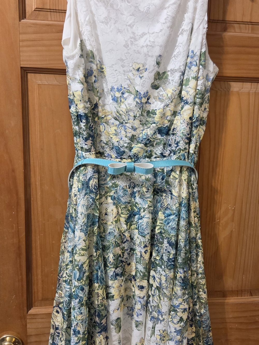 Danny & Nicole Blue and White Floral Womens Party Dress with Teal Belt